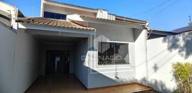 Sobrado com 3 Quartos para alugar, 142m² no Jardim Tóquio, Maringá
