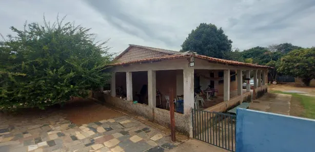 Fazenda / Sítio / Chácara com 4 Quartos à venda, 240m² no Setor de Chácaras Riacho Doce, Novo Gama