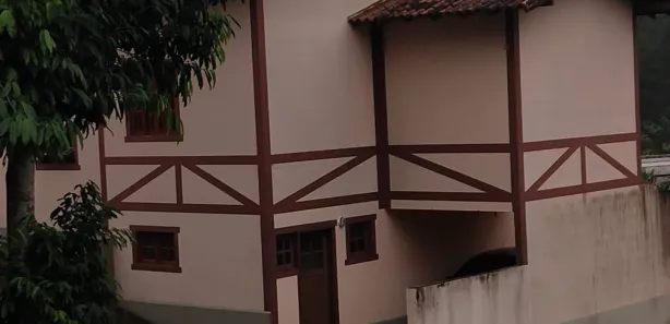 Casa de Condomínio com 2 Quartos para alugar, 80m² no Tijuca, Teresópolis