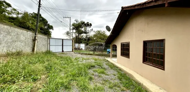 Casa com 3 Quartos para alugar, 80m² no Nossa Senhora de Fátima, Penha