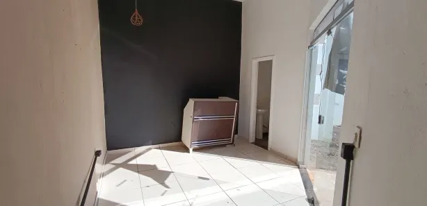 Conjunto Comercial / Sala para alugar, 20m² no Conjunto Habitacional Maria Cecília Serrano de Oliveira, Londrina