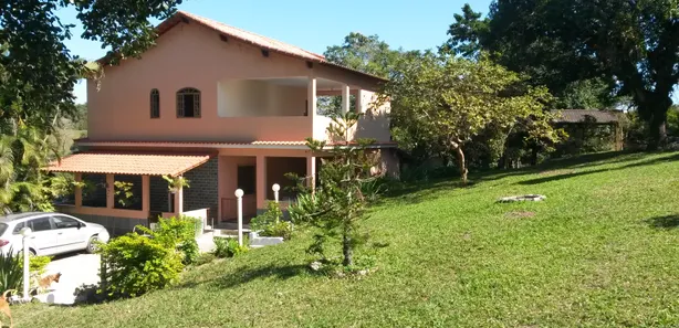Fazenda / Sítio / Chácara com 7 Quartos à venda, 16000m² no Vale das Pedrinhas, Guapimirim