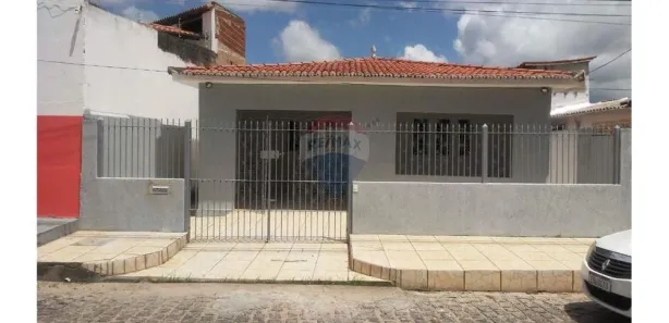 Casa com 3 Quartos à venda, 188m² no Potengi, Natal