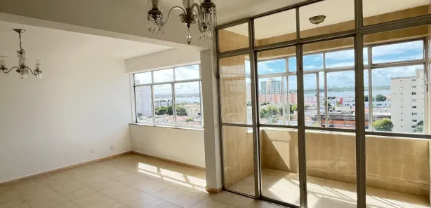 Apartamento com 3 Quartos para alugar, 135m² no São José, Aracaju