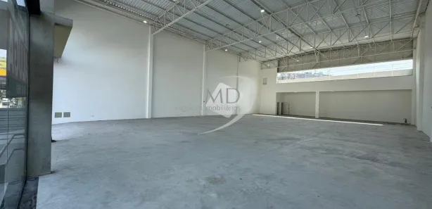 Loja / Salão / Ponto Comercial para alugar, 590m² no Vila João Ramalho, Mauá
