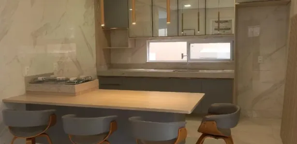 Casa de Condomínio com 3 Quartos para alugar, 220m² no Cidade Alpha, Eusébio