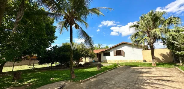 Fazenda / Sítio / Chácara com 4 Quartos para venda ou aluguel, 400m² no Belvedere do Lago, Paulínia