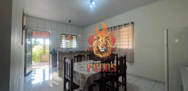 Fazenda / Sítio / Chácara com 2 Quartos à venda, 200m² no , Sarapuí
