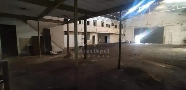 Galpão / Depósito / Armazém à venda, 600m² no Serra Dourada (Parque Durval de Barros), Ibirité
