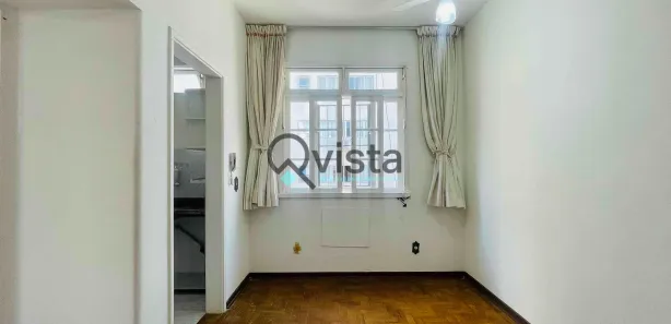 Kitnet com 1 Quarto para alugar, 35m² no Pitangueiras, Guarujá