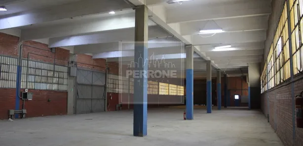 Galpão / Depósito / Armazém para alugar, 2830m² no Presidente Altino, Osasco