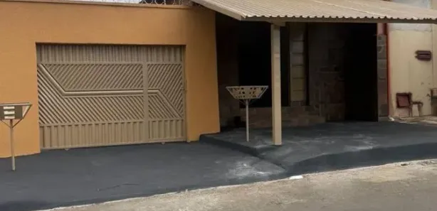 Loja / Salão / Ponto Comercial para alugar, 100m² no , Hidrolândia