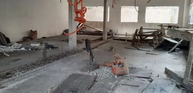 Prédio Inteiro à venda, 200m² no Centro, Poá