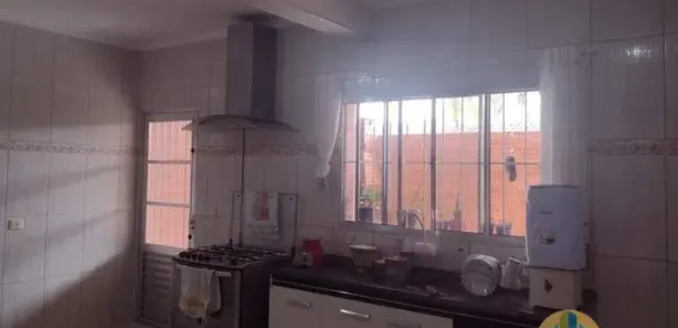 Casa com 2 Quartos à venda, 200m² no Jardim Bom Jesus, Pirapora do Bom Jesus