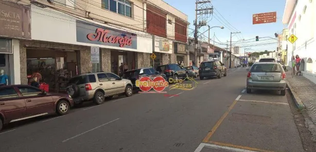 Loja / Salão / Ponto Comercial para venda ou aluguel, 182m² no Centro, Itatiba