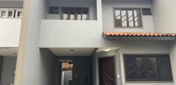 Sobrado com 3 Quartos à venda, 125m² no Saguaçu, Joinville