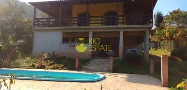 Fazenda / Sítio / Chácara com 3 Quartos à venda, 200m² no Goiabal, Barra Mansa
