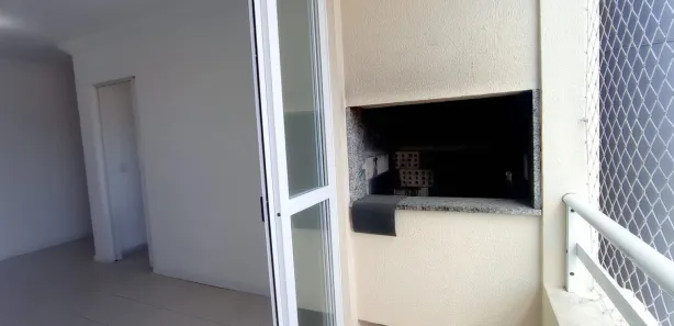 Apartamento com 2 Quartos à venda, 63m² no Barreiros, São José