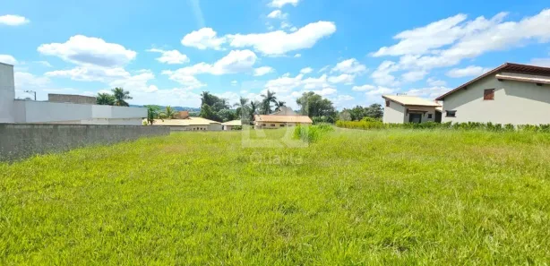 Terreno / Lote / Condomínio à venda, 865m² no Village da Serra, Araçoiaba da Serra