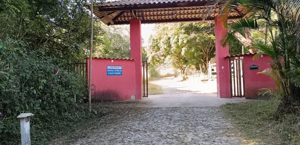 Fazenda / Sítio / Chácara com 4 Quartos à venda, 20000m² no Bom Destino, Santa Luzia