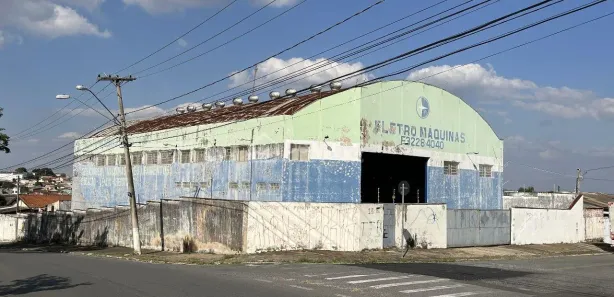 Galpão / Depósito / Armazém para venda ou aluguel, 749m² no Jardim Novo Campos Elíseos, Campinas