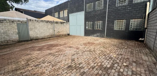 Galpão / Depósito / Armazém à venda, 360m² no Jardim Canadá, Nova Lima