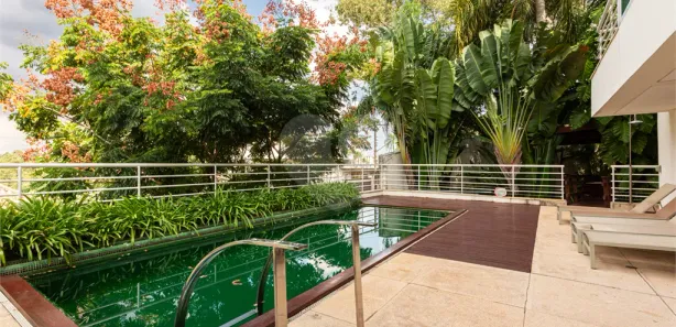 Casa com 4 Quartos à venda, 800m² no Jardim Vitória Régia, São Paulo