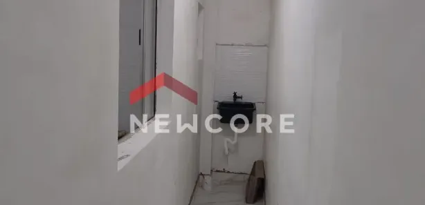 Kitnet à venda, 40m² no Balneario Regina Maria, Mongaguá