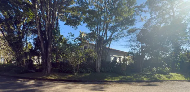 Casa de Condomínio com 3 Quartos para alugar, 300m² no Caraguatá, Mairiporã