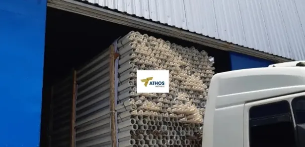 Galpão / Depósito / Armazém para alugar, 900m² no Parque São Vicente, São Vicente