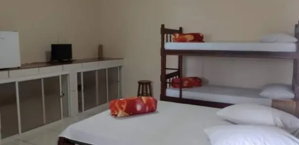 Hotel / Motel / Pousada com 18 Quartos à venda, 1615m² no Grajau, Pontal do Paraná