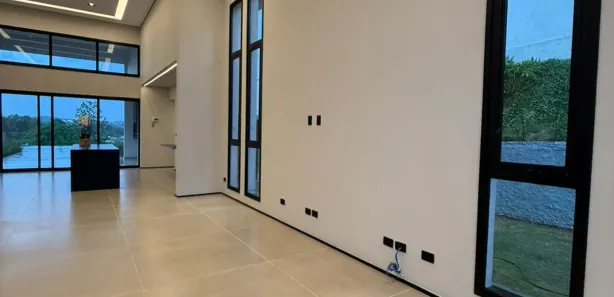 Fazenda / Sítio / Chácara com 4 Quartos à venda, 2194m² no , Mairinque