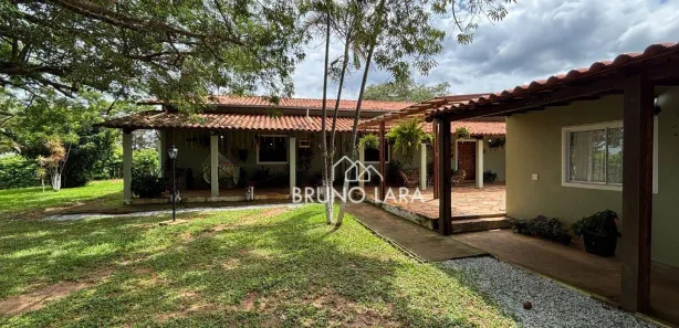 Fazenda / Sítio / Chácara com 4 Quartos à venda, 443m² no Nossa Senhora da Paz, São Joaquim de Bicas