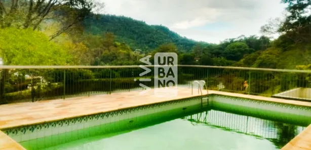 Fazenda / Sítio / Chácara com 2 Quartos à venda, 8000m² no , Piraí