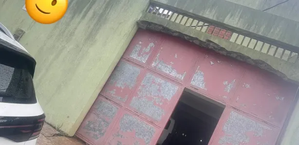 Galpão / Depósito / Armazém para venda ou aluguel, 400m² no Guaratiba, Rio de Janeiro