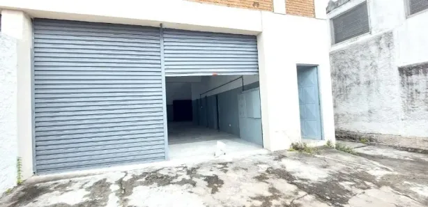 Galpão / Depósito / Armazém para alugar, 250m² no Vila Endres, Guarulhos
