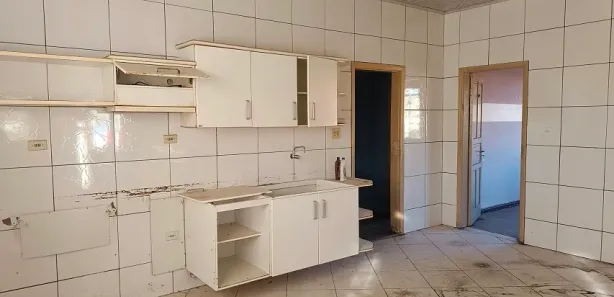 Casa Comercial com 3 Quartos para alugar, 150m² no Colônia Murici, São José dos Pinhais