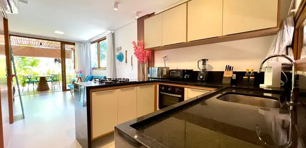 Apartamento com 2 Quartos à venda, 82m² no Praia do Forte, 