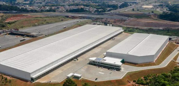 Galpão / Depósito / Armazém para alugar, 7471m² no Portão, Arujá