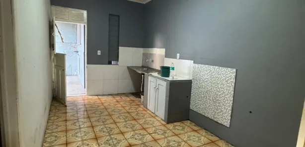Casa com 1 Quarto para alugar, 200m² no Prainha, Santarém