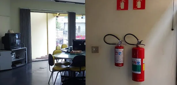 Prédio Inteiro à venda, 600m² no Centro, Arujá