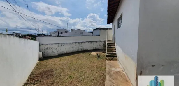 Casa com 3 Quartos para alugar, 200m² no Vila Pasti, Louveira