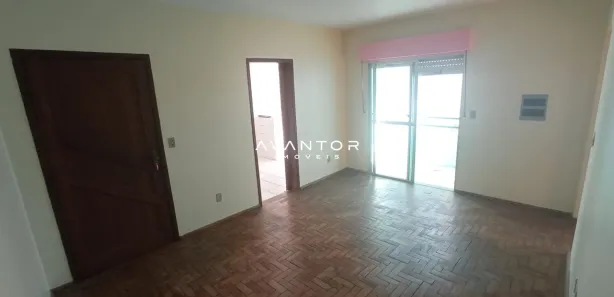 Apartamento com 2 Quartos para alugar, 55m² no Duque de Caxias, Santa Maria