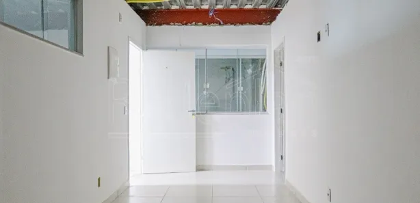 Conjunto Comercial / Sala para alugar, 43m² no Vila Santa Cecília, Volta Redonda