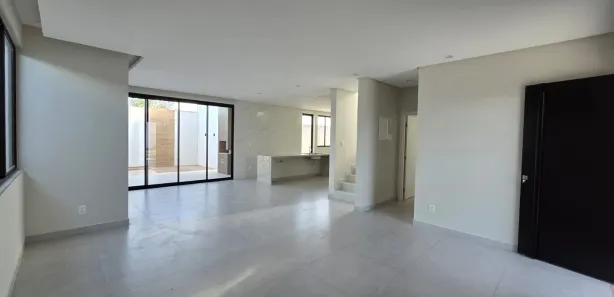 Casa de Condomínio com 4 Quartos à venda, 230m² no Jatobá, Petrolina