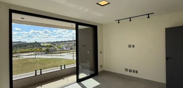 Casa de Condomínio com 4 Quartos à venda, 232m² no Jardins Capri, Senador Canedo