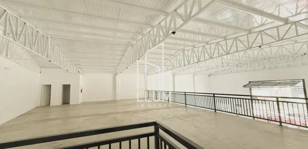 Galpão / Depósito / Armazém para alugar, 632m² no Rio Pequeno, Camboriú