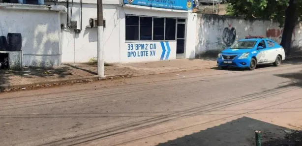 Apartamento com 2 Quartos à venda, 100m² no Lote XV, Belford Roxo