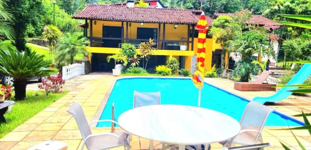 Casa de Condomínio com 3 Quartos à venda, 450m² no Corujas, Guapimirim