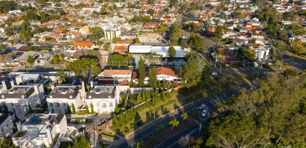 Conjunto Comercial / Sala para alugar, 53m² no Jardim Social, Curitiba